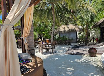 maldives/huvadhoo-atoll/bar/the-beach-bar