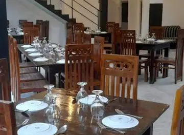 UNASEWANA RESTAURANT AND BAR