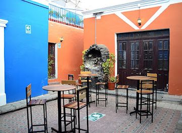 peru/arequipa/historic-centre-of-arequipa/bar/pataccala-bar