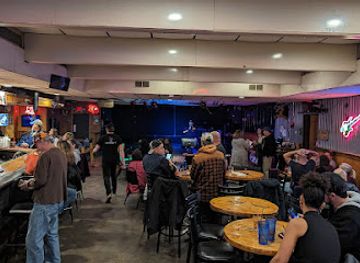 michigan/west-michigan/bar/twisted-bull