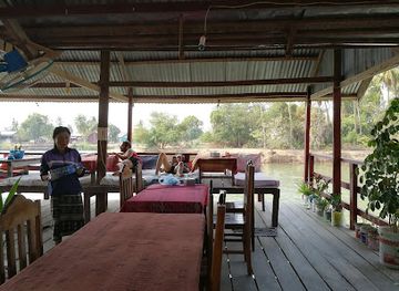 laos/si-phan-don-four-thousand-islands/bar/some-o-restaurant