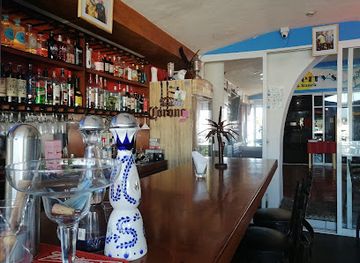 mexico/puerto-vallarta/marina-vallarta/bar/san-jerry-s