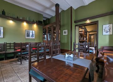 lithuania/vilnius/uzupis/bar/uzupio-kavine