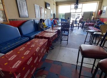 south-africa/east-london/bar/cindy-s-wine-and-dine-sports-bar