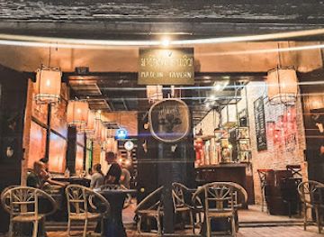 laos/phakse-province/bar/maolin-tavern