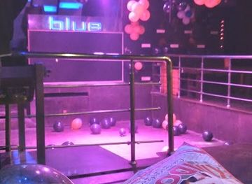 india/lucknow/hazratganj/bar/blue-d-lounge-reloaded