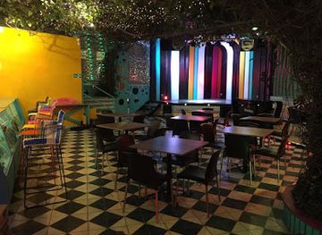 colombia/orinoquia/bar/red-skin-drinker-trough-and-jukebox