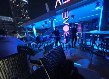 vietnam/ho-chi-minh-city/bar/above-bar