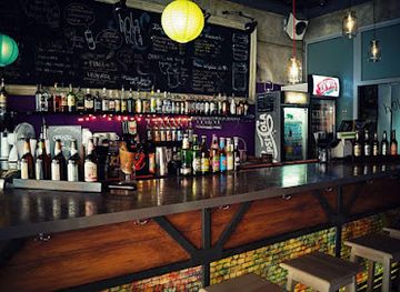 poland/poznan/stare-miasto/bar/hola-hola-bar