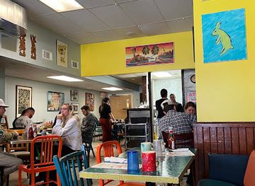 illinois/giant-city-state-park/bar/harbaugh-s-cafe