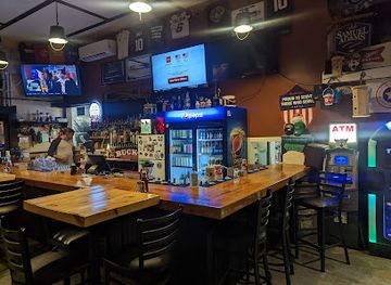 maine/baxter-state-park/bar/buck-it-grill-pub