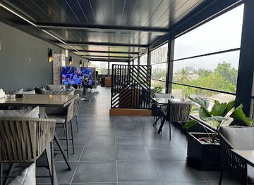 cameroon/south-west-region/bar/sky-bar