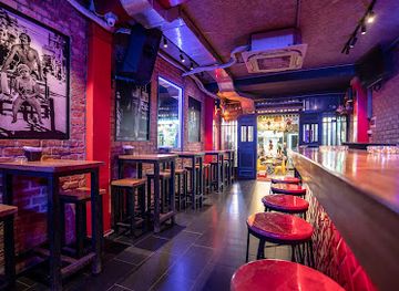 vietnam/northwest/bar/local-bar