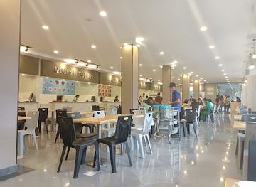 myanmar-burma/central-myanmar/bar/black-beard-bar-b3