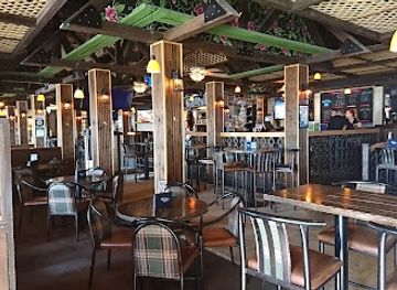 canada/pembina-valley/bar/tavern-united-fort-garry