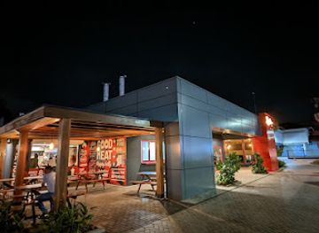 suriname/wanica-district/bar/signature-by-sizzler