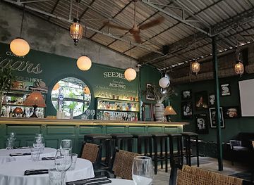 cambodia/siem-reap/wat-bo-road/bar/so-26