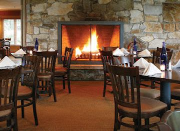 vermont/bennington/bar/the-grille-at-mount-anthony-country-club