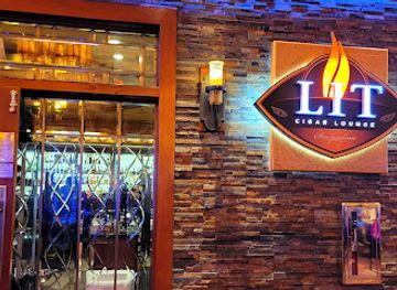 washington/mount-baker-snoqualmie-national-forest/bar/lit-cigar-lounge