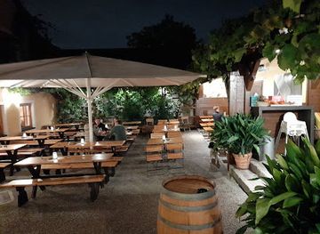 austria/vienna/liesing/bar/edlmoser-vineyard-winery