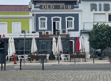 portugal/setubal/bar/old-pub-setubal