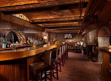 new-hampshire/mount-washington/bar/the-cave