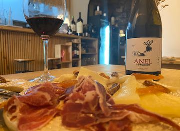 Noster Taberna & Wine Bar