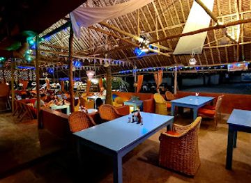 kenya/coastal-region/bar/tiki-bar