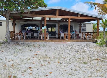 british-virgin-islands/anegada-beaches/bar/sid-s-pomato-point-restaurant