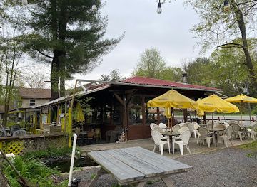 new-jersey/delaware-water-gap-national-recreation-area/bar/tiki-bar