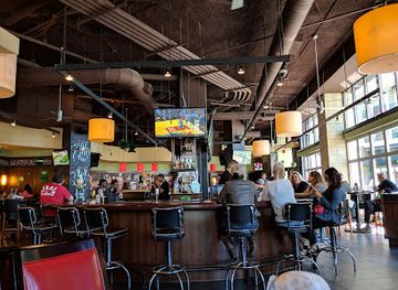 tennessee/nashville/the-gulch/bar/bar-louie-nashville