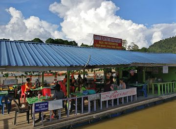 malaysia/taman-negara-national-park/bar/mawar-floating-restaurant