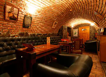 The BLACK STUFF Irish Pub & Whisky Bar