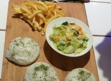 botswana/kgatleng-district/bar/oracle-pub-and-grill