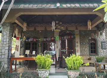 indonesia/lake-toba/bar/buddhas-cafe-vegan