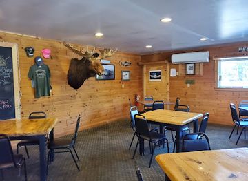 maine/mount-katahdin/bar/rockwood-bar-grill