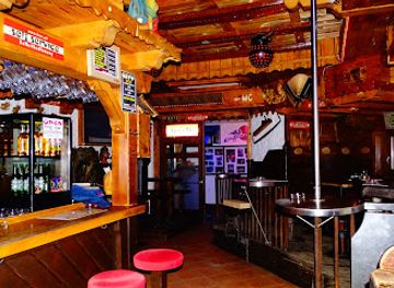 austria/saalbach-hinterglemm/bar/hexenhausl-forsthaus-pizza-snack-apres-ski-ski-bike-ferienwohnungen-sky-sportsbar
