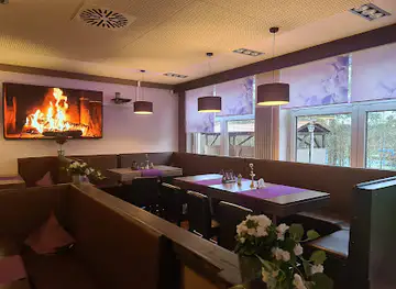 Berger's Lounge & Sportsbar