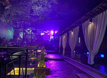 uganda/bunyoro/bar/kush-lounge