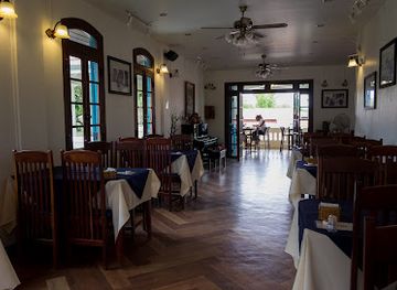 laos/pakse/bar/la-memoire-cafe-restaurant