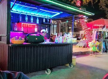 cambodia/sihanoukville/serendipity-beach/bar/big-boy-cocktail