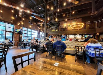 indiana/fishers/bar/four-day-ray-brewing