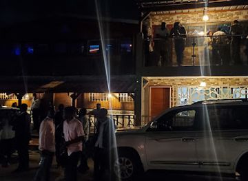 gabon/akanda-national-park/bar/cabana-chill-bar-food