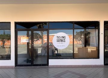 curacao/mahaai/bar/tiki-mas-serbes