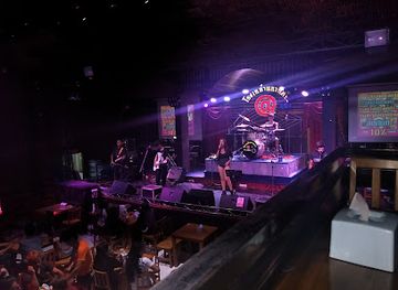 thailand/trang/bar/mahana-khr-tang-kham-khuen-haeng-mitr-phap