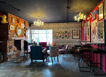 ecuador/andean-highlands/bar/andes-brew-pub-cumbaya