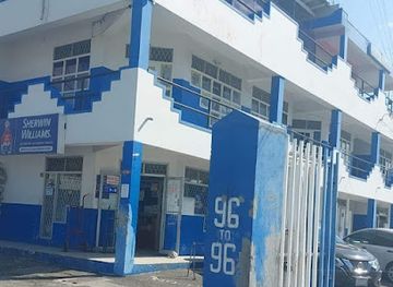 jamaica/surrey-county/bar/sexy-suggie-fantasia-bar-and-lounge