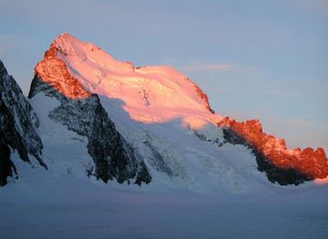 france/ecrins-national-park/bar/barre-des-ecrins