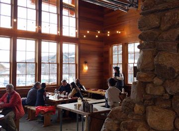 vermont/upper-valley/bar/whistlepig-tasting-room