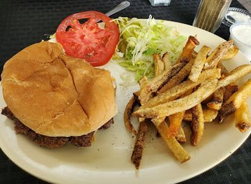 oklahoma/chickasaw-national-recreation-area/bar/fillin-station